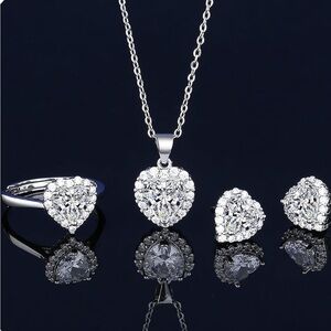 Elegant Silver Heart Jewelry Set